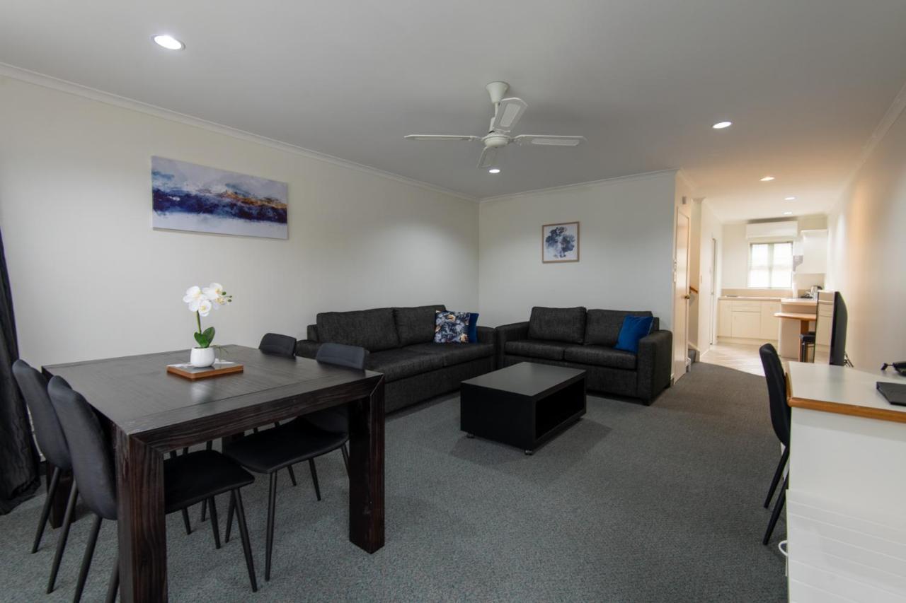 Cambridge Mews Motel Екстериор снимка