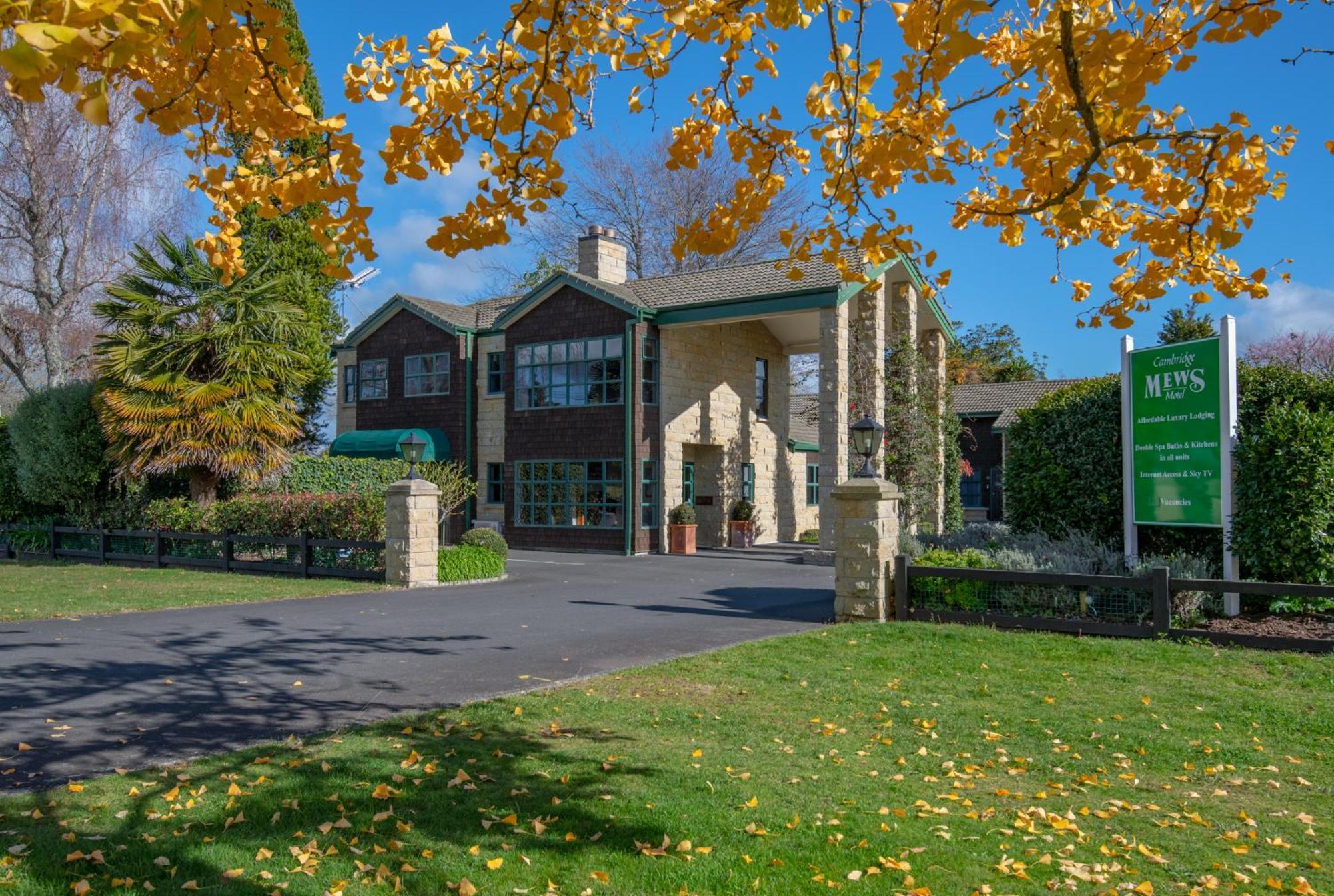 Cambridge Mews Motel Екстериор снимка