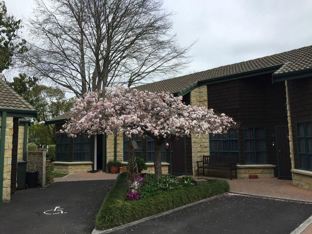 Cambridge Mews Motel Екстериор снимка
