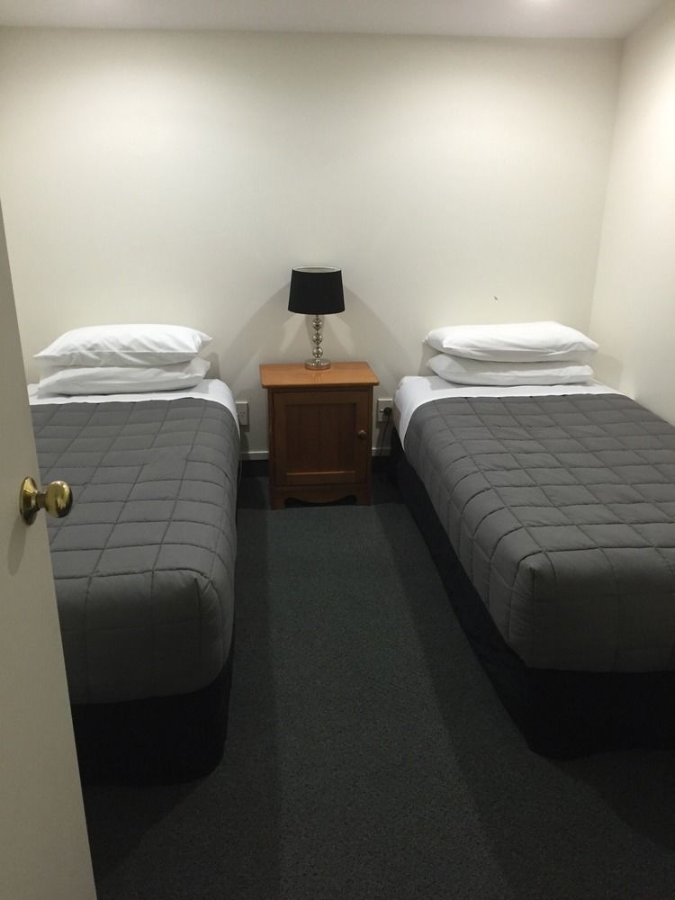 Cambridge Mews Motel Екстериор снимка