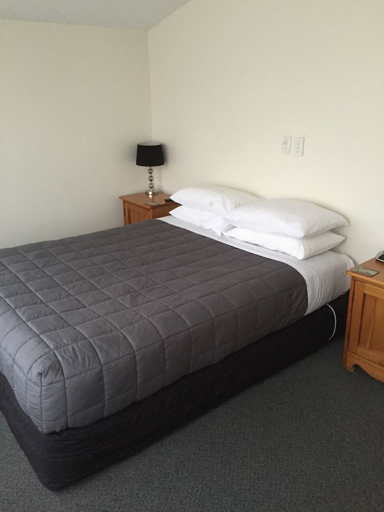 Cambridge Mews Motel Екстериор снимка