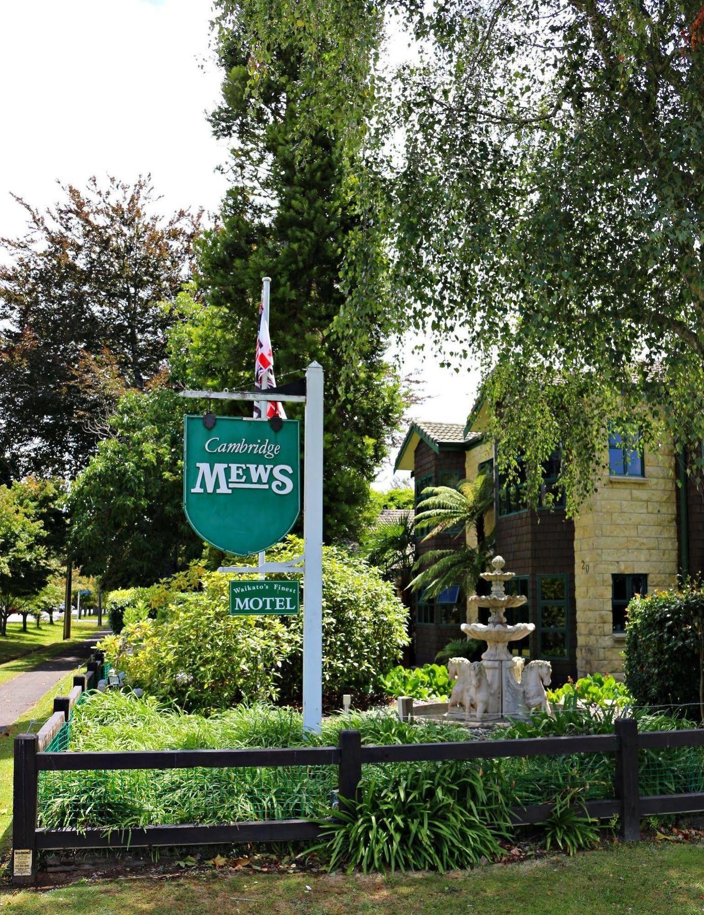 Cambridge Mews Motel Екстериор снимка