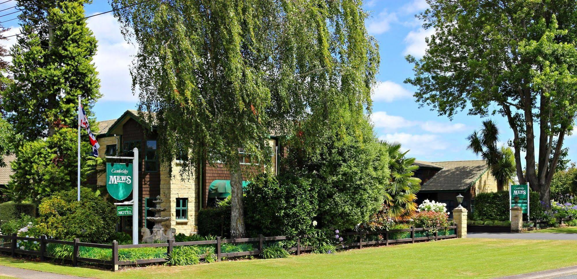 Cambridge Mews Motel Екстериор снимка