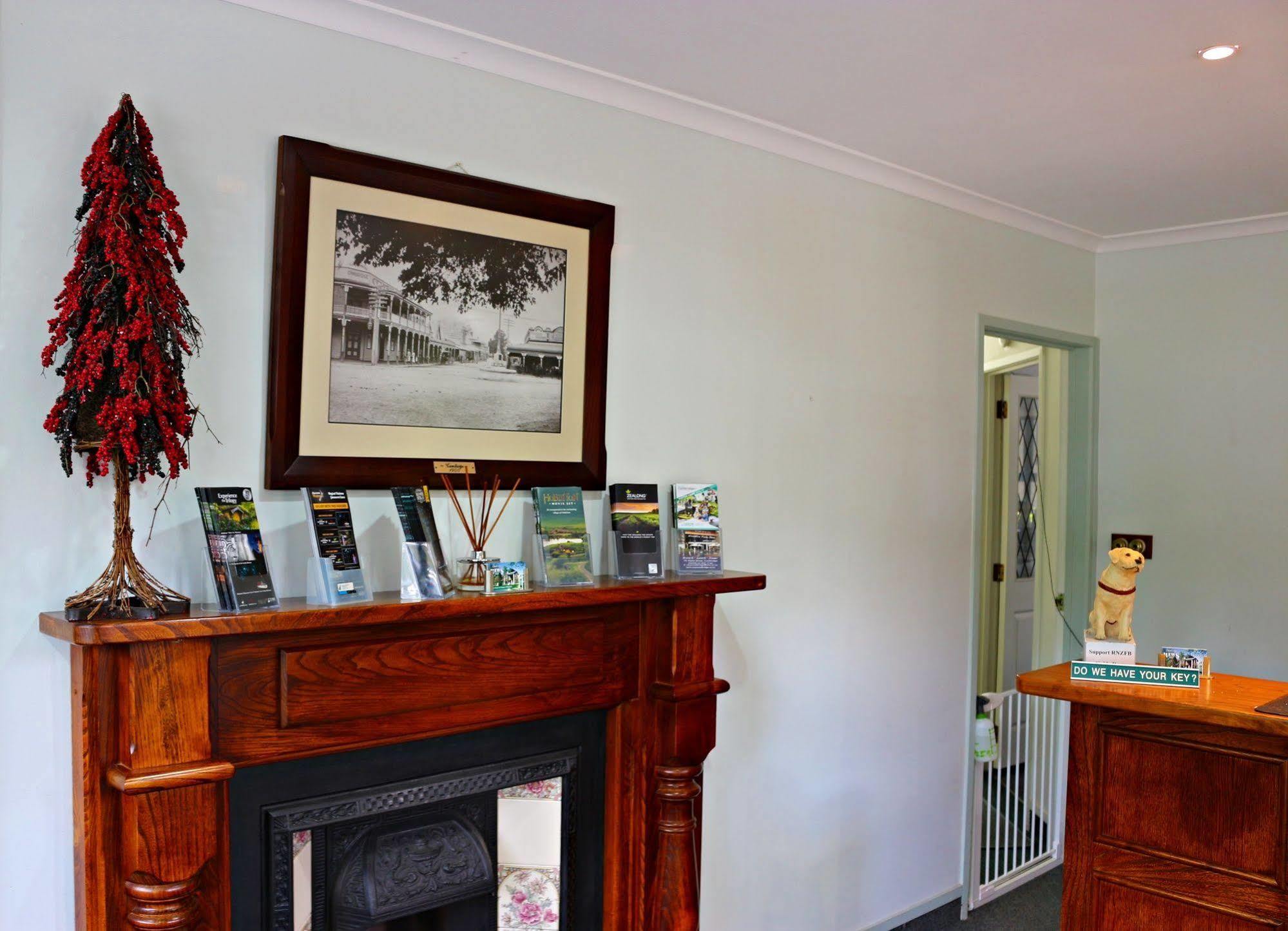 Cambridge Mews Motel Екстериор снимка