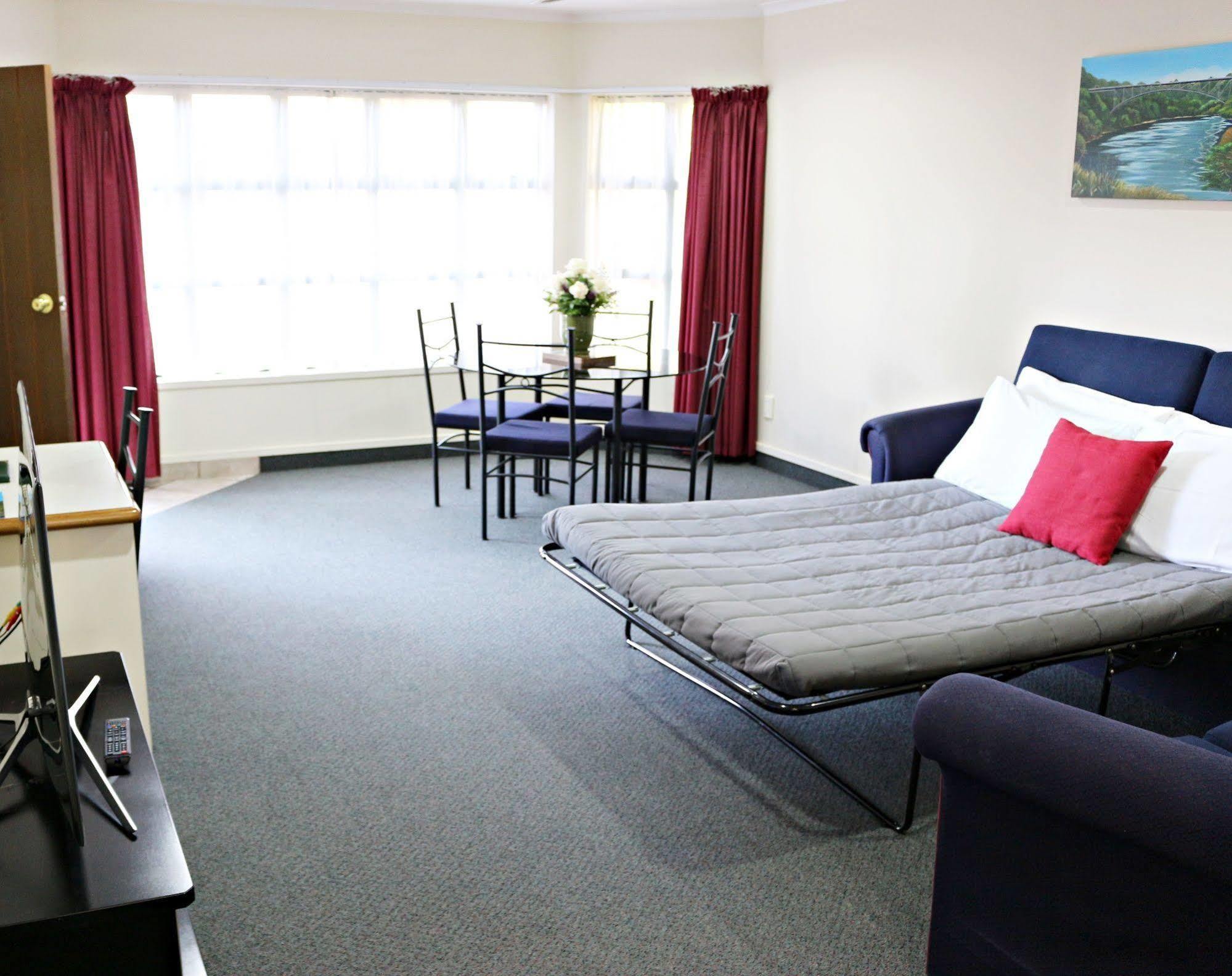 Cambridge Mews Motel Екстериор снимка