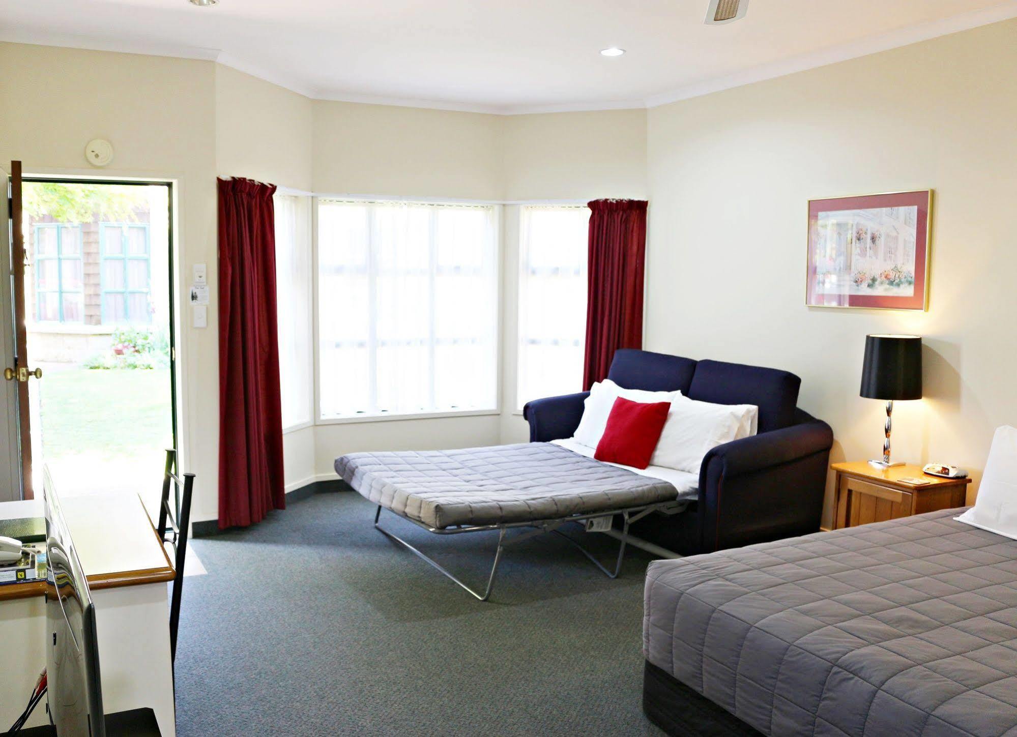 Cambridge Mews Motel Екстериор снимка
