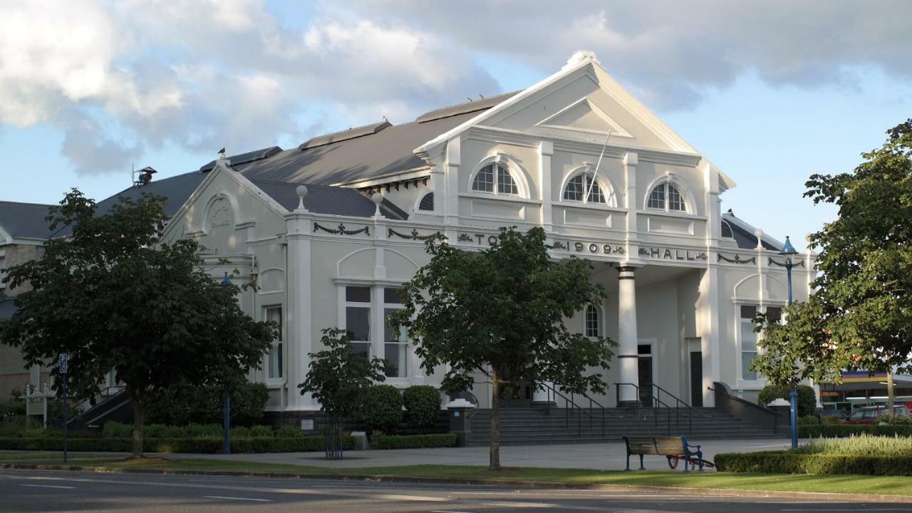 Cambridge Mews Motel Екстериор снимка